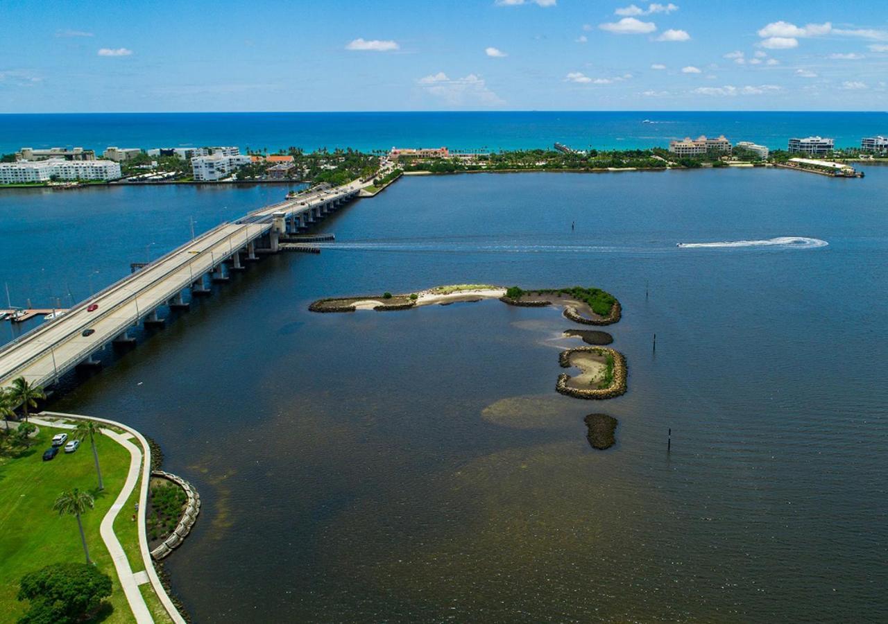 M Lake Worth Beach - Modern Villas Near West Palm Beach, Chic Retro Vibes, King Bed, Cozy Backyard, Bbq, Workspace, High-Speed Internet, Free Parking, 5 Minutes To Downtown & Beach Exteriör bild