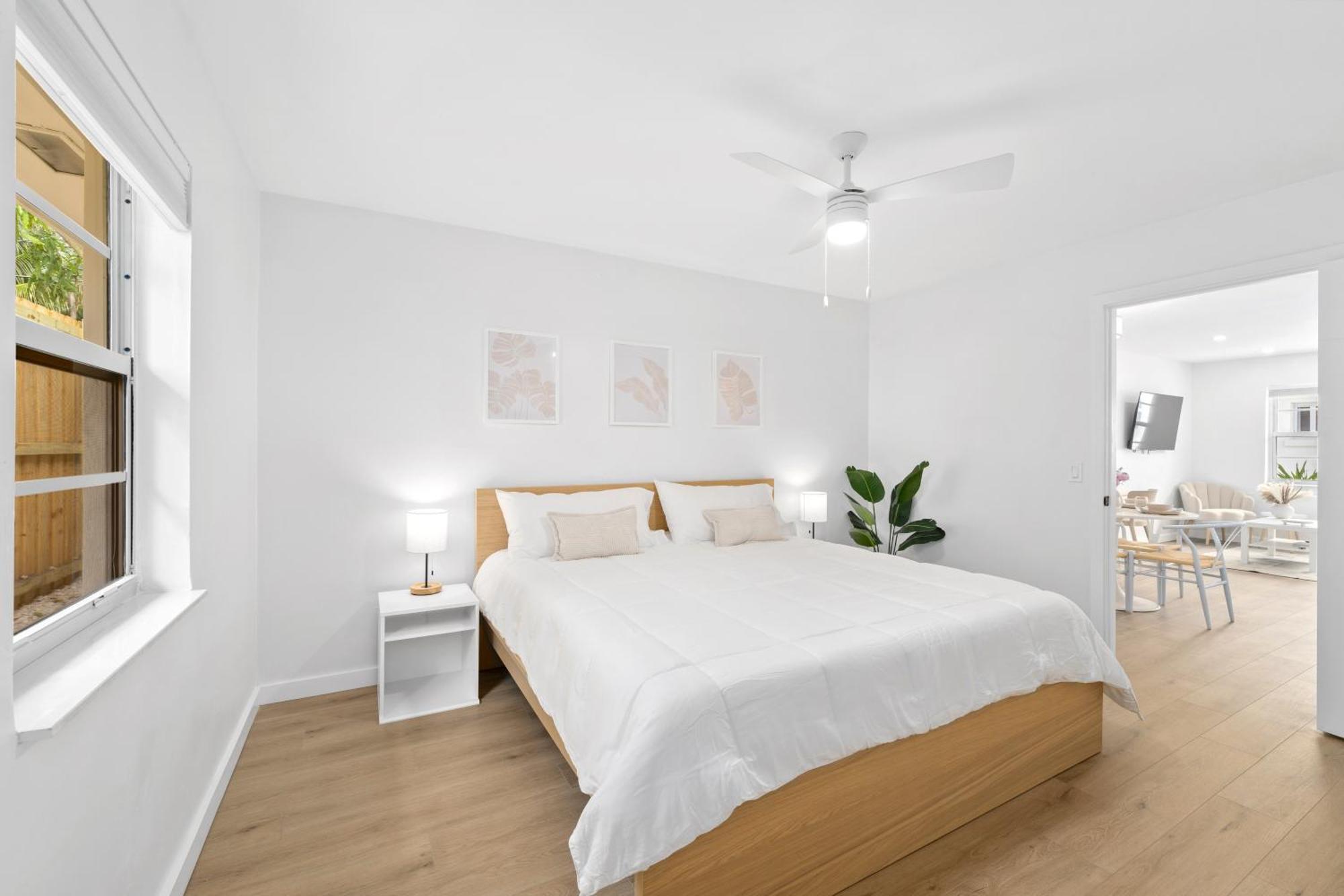 M Lake Worth Beach - Modern Villas Near West Palm Beach, Chic Retro Vibes, King Bed, Cozy Backyard, Bbq, Workspace, High-Speed Internet, Free Parking, 5 Minutes To Downtown & Beach Exteriör bild
