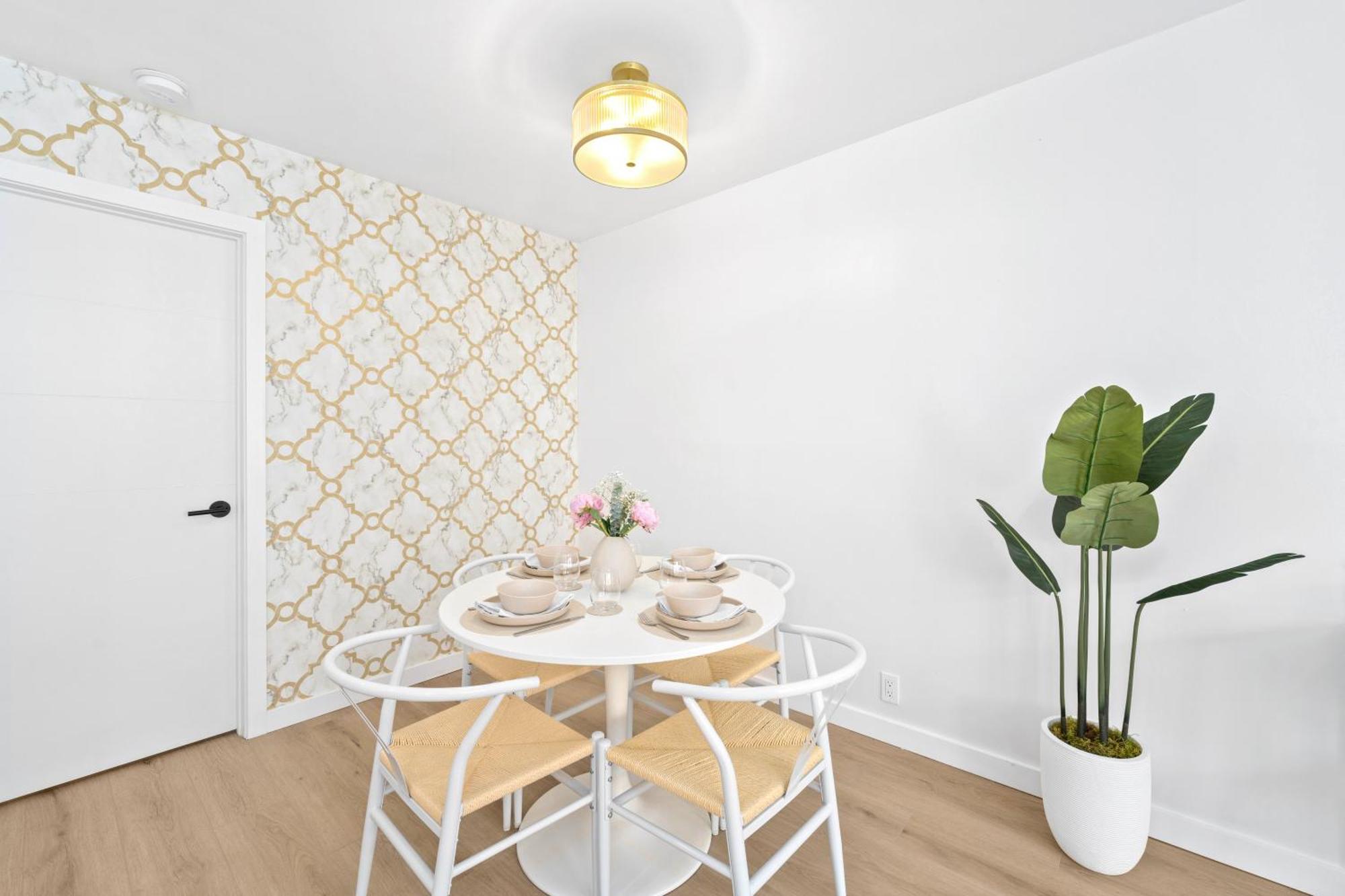 M Lake Worth Beach - Modern Villas Near West Palm Beach, Chic Retro Vibes, King Bed, Cozy Backyard, Bbq, Workspace, High-Speed Internet, Free Parking, 5 Minutes To Downtown & Beach Exteriör bild