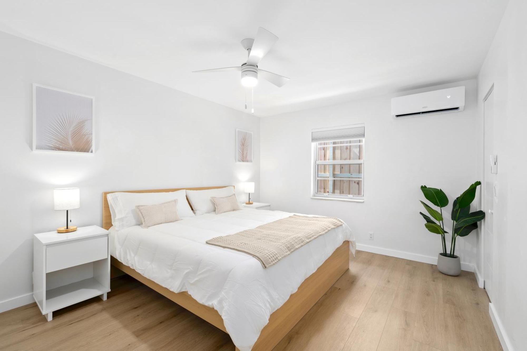 M Lake Worth Beach - Modern Villas Near West Palm Beach, Chic Retro Vibes, King Bed, Cozy Backyard, Bbq, Workspace, High-Speed Internet, Free Parking, 5 Minutes To Downtown & Beach Exteriör bild