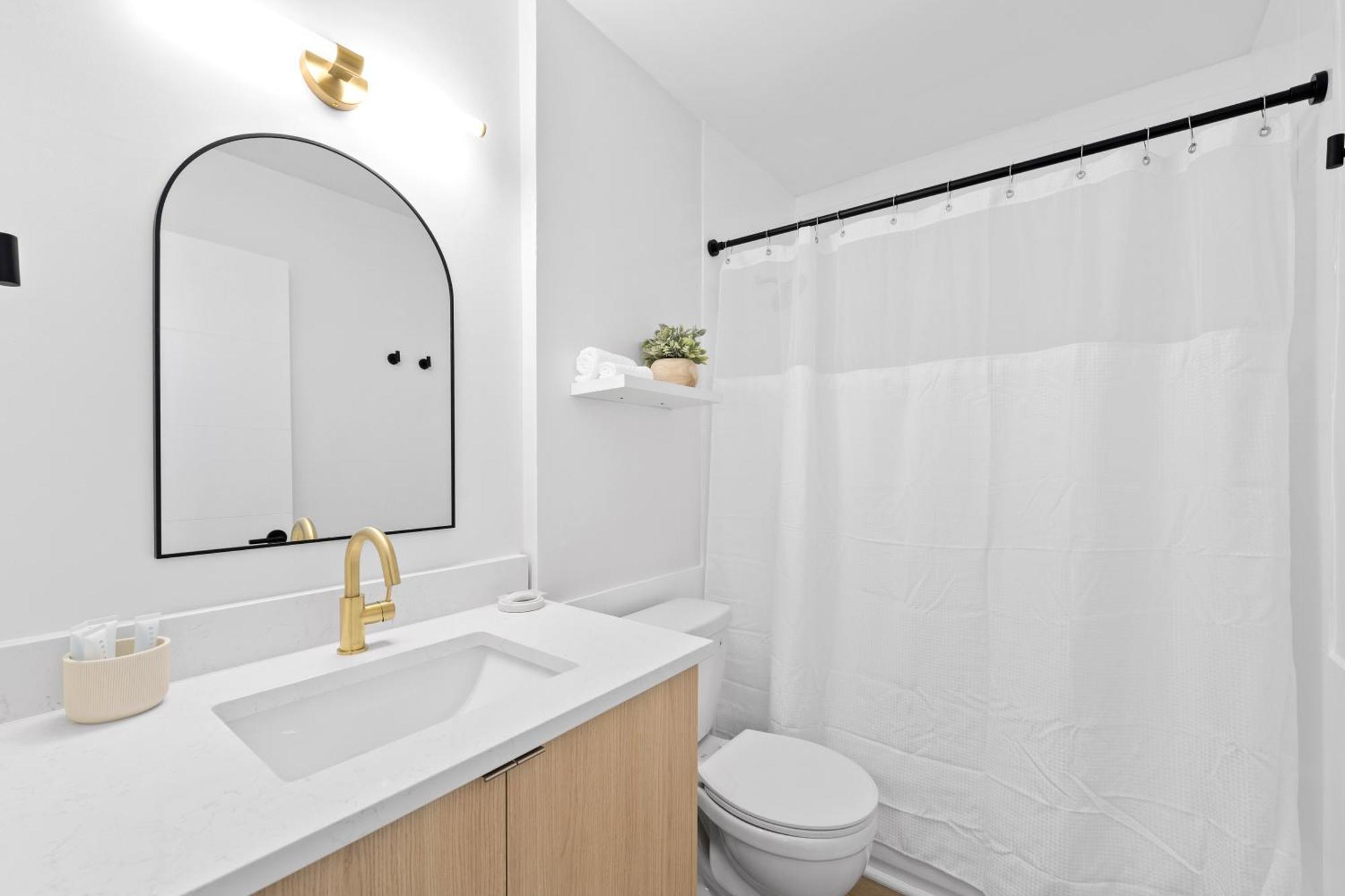M Lake Worth Beach - Modern Villas Near West Palm Beach, Chic Retro Vibes, King Bed, Cozy Backyard, Bbq, Workspace, High-Speed Internet, Free Parking, 5 Minutes To Downtown & Beach Exteriör bild